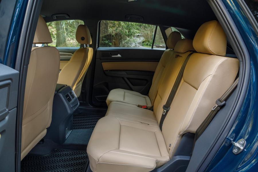 Интерьер Volkswagen Atlas Cross Sport SE 2020 года  (фото 14 из 22)